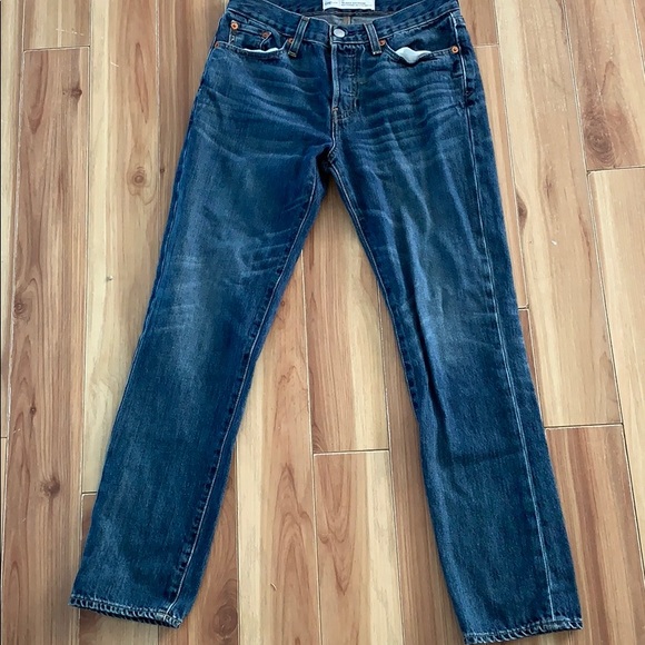 Jeans - Picture 1 of 2